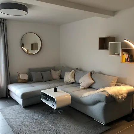 Schickes Mit Moselblick Trier